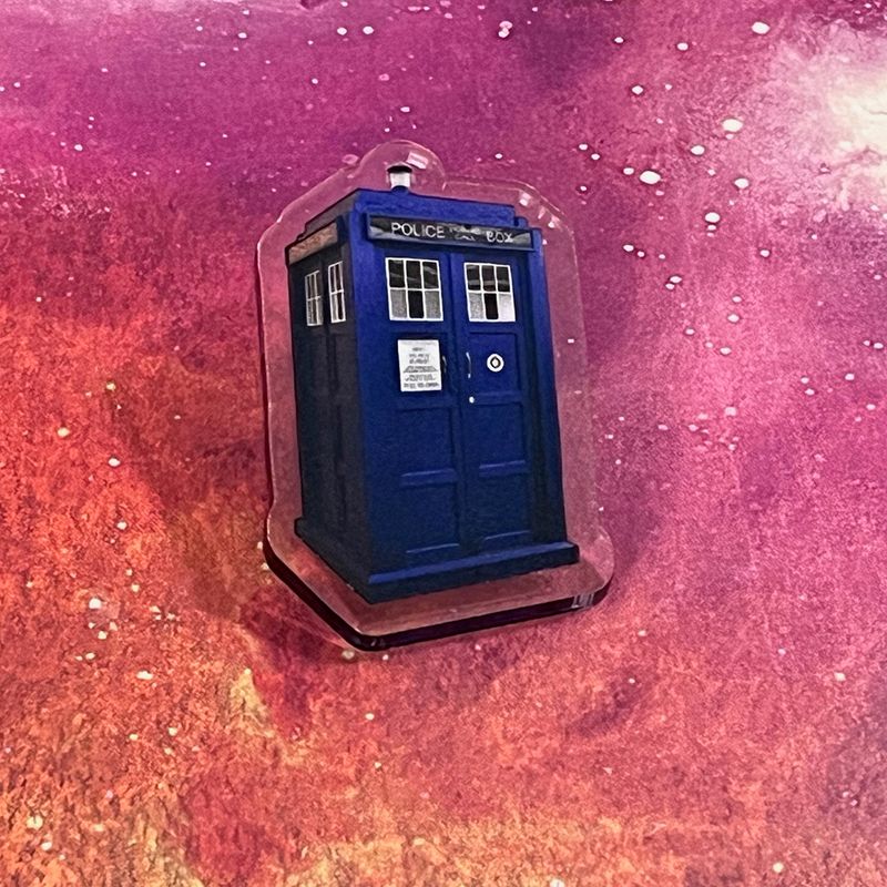 Acrylic pin - Tardis