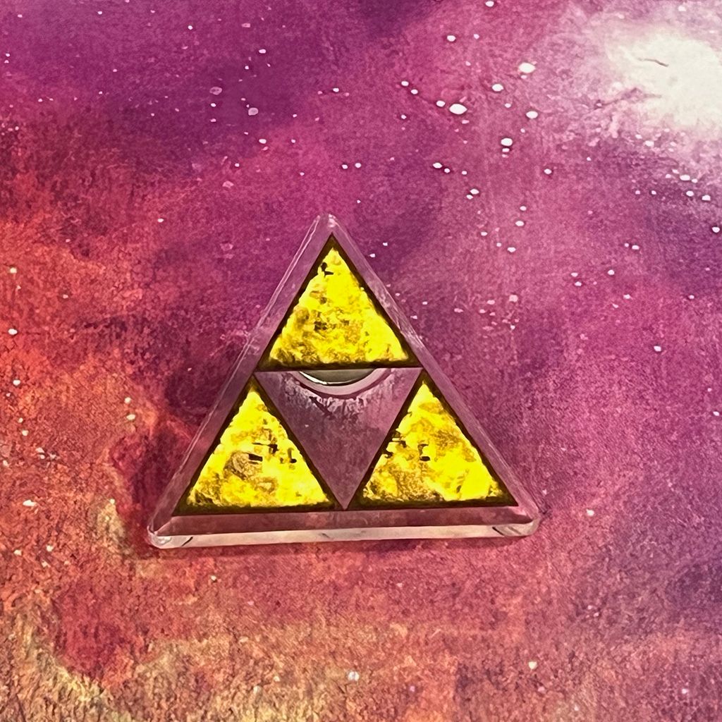 Acrylic pin - Tri Force