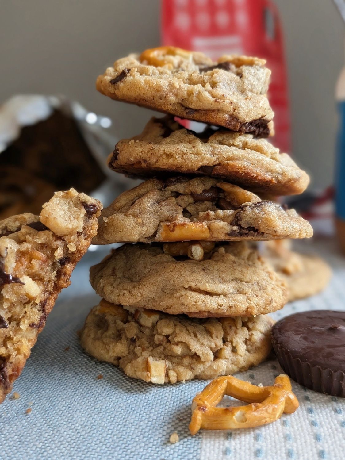 Peanut Butter Craze Cookies