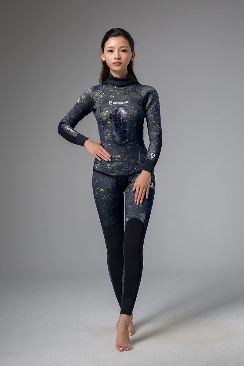 Women's 5mm Camo spearfishing Two-Piece Wetsuit