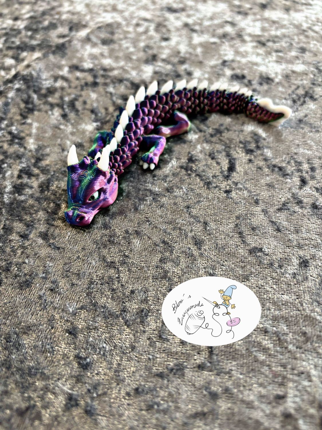 Drache klein lila blau