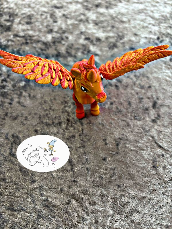 Einhorn mit Flügel rot bronze