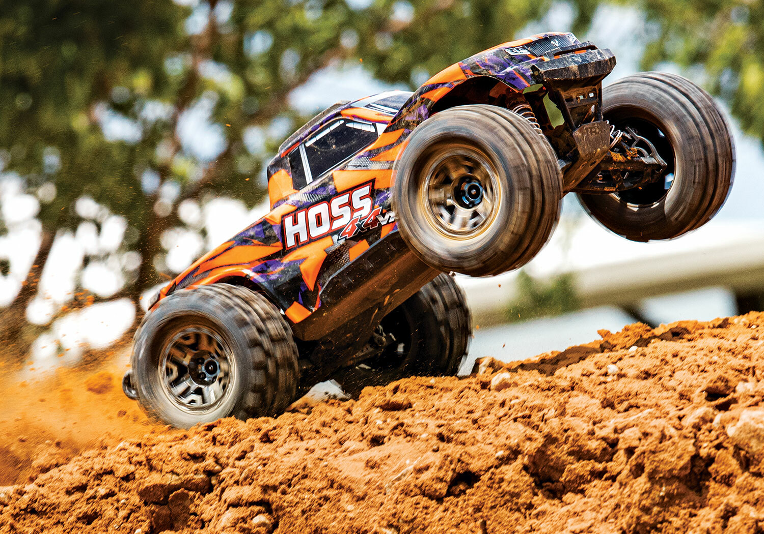 Traxxas Hoss 4x4 VXL 3S (TQi/No Batt or Charger) Traxxas Hoss 4x4 VXL 3S (TQi/No Batt or Charger)