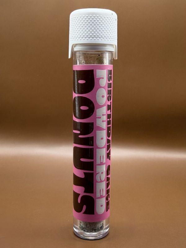 Kream hash hole Birthday Cake