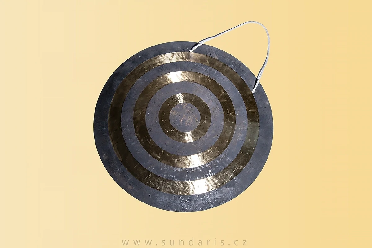 Ručně Tepaný Sun Wind Gong Sundaris 61 cm
