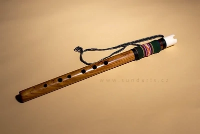 Flétna Quenacho Jacaranda Sundaris s Obalem