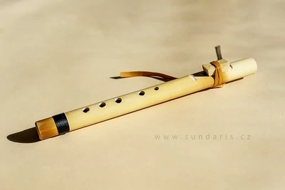 Indiánská Flétna Siyotanka Sundaris 30 cm