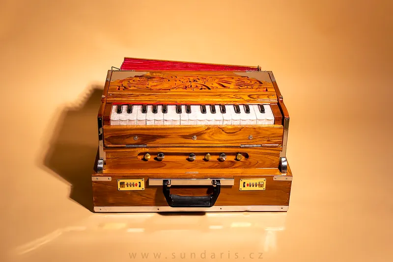 Indické Harmonium Sundaris Kalkata Portable 2.5 Okt