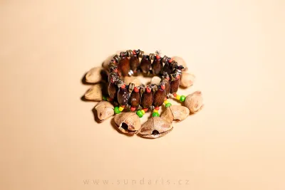 Chrastidlo Náramek Sundaris