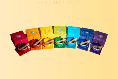 Čakrový Set Tibetských Mís v Dárkové Krabičce