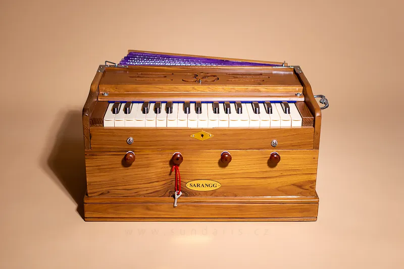 Indická harmonia a Shruti boxy | Sundaris – Indické harmonium: historie ...