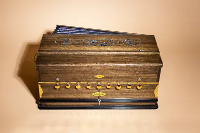 Indické Harmonium Sarangg Bílý Cedr 3,5 Oktávy