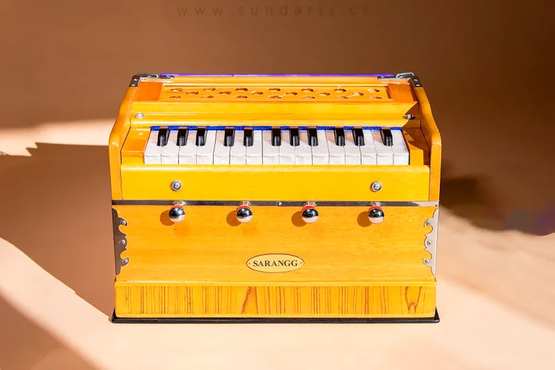 Indická harmonia a Shruti boxy | Sundaris – Indické harmonium: historie ...