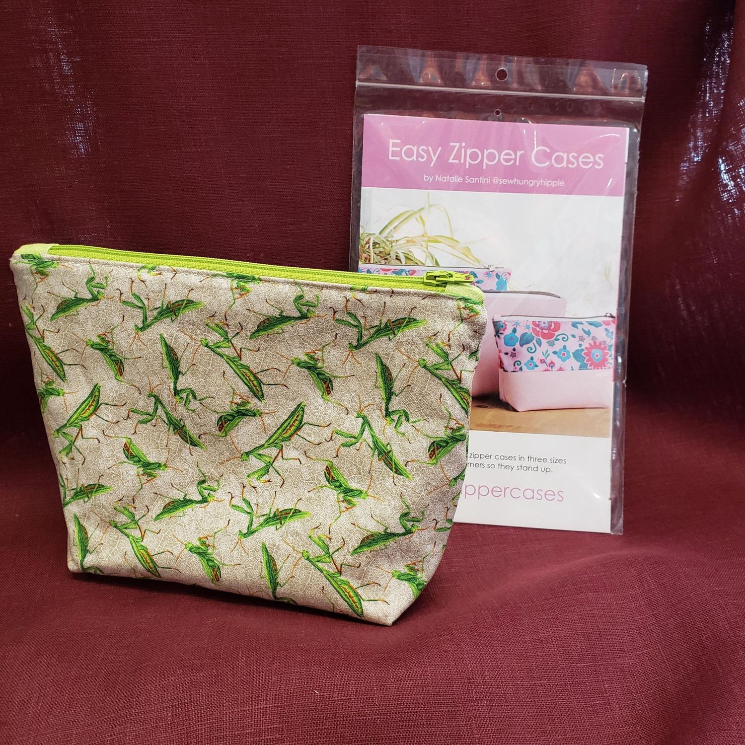 Simple Zipper Bag with Jessy in Kalamazoo