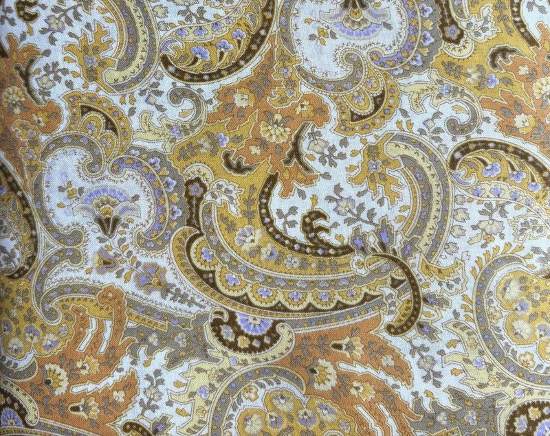 60's Paisley Print Yellow Cotton Lawn Hokkoh