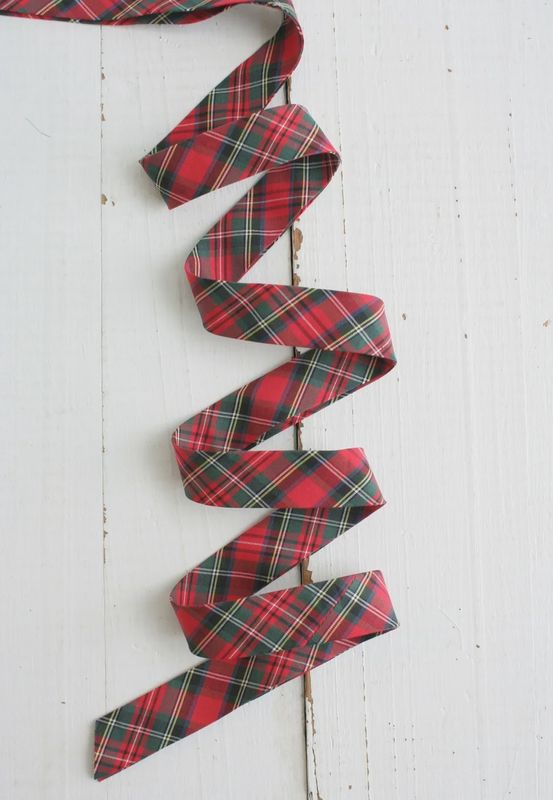 1/2" Double Fold Bias Binding - Red Plaid