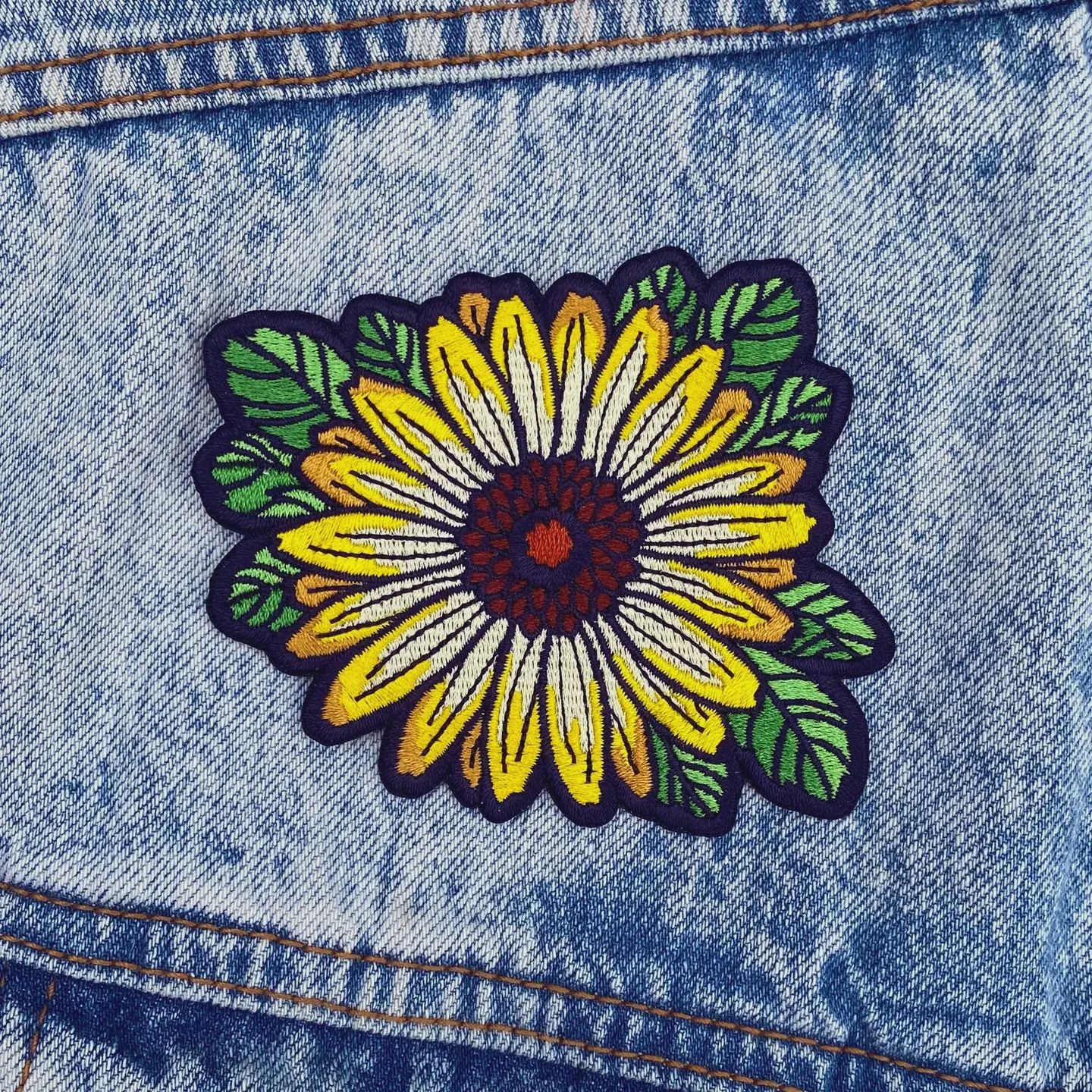 Daisy Embroidered Patch Kate O'Hara