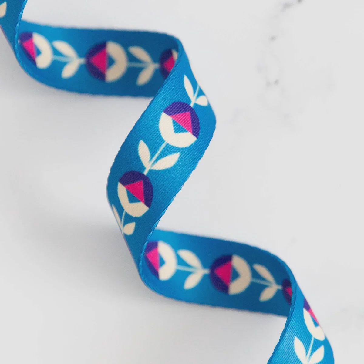 Flower Chain Webbing Ruby Star Society 1 in.