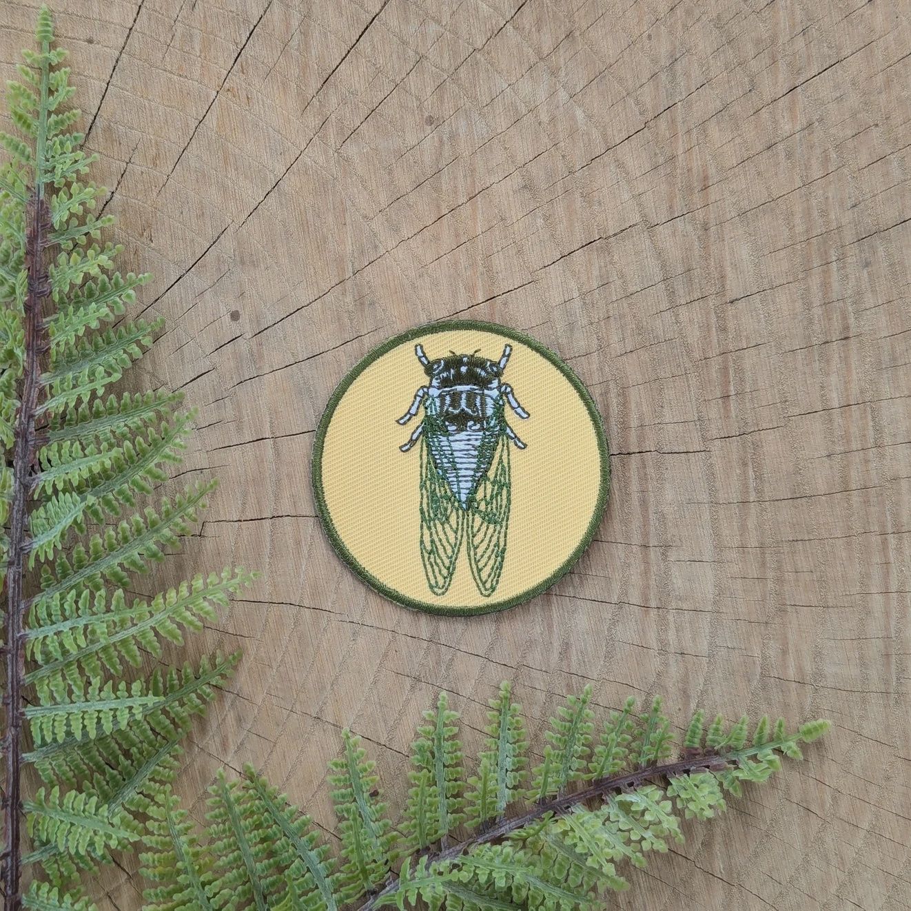 Cicada Round Iron On Embroidered Patch ilikesara