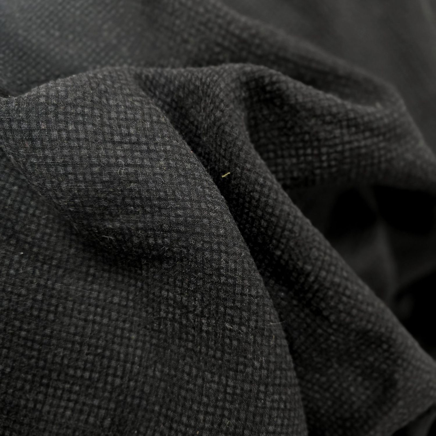 Linen Rayon Blend Seersucker in Black