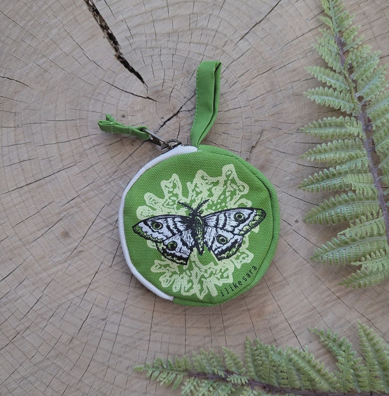 Green Moth Coin Pouch - ilikesara