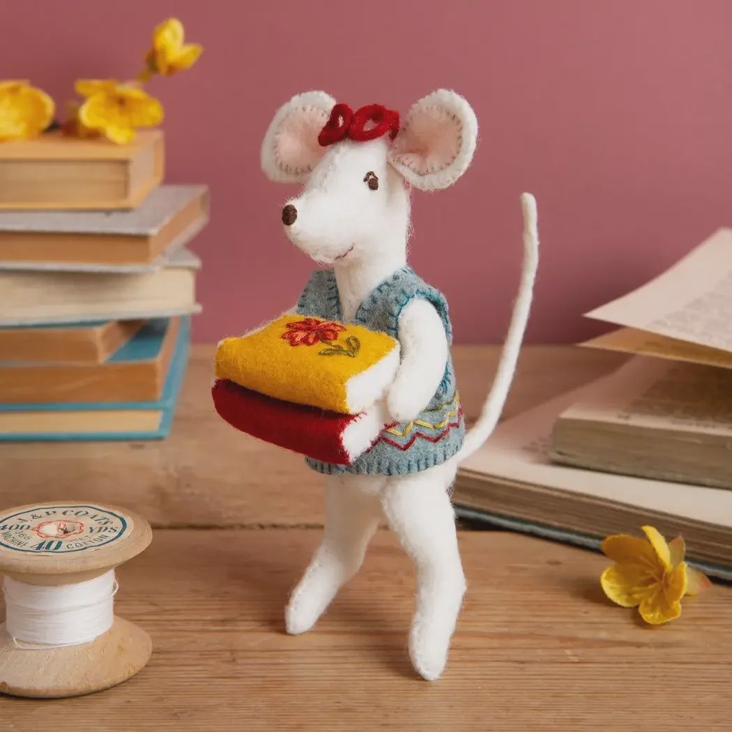 Little Miss Mouse Librarian  Wool Felt Embroidery Kit Corinne Lapierre