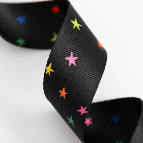 Starry Webbing Vivid Rainbow in Black 1.5"
