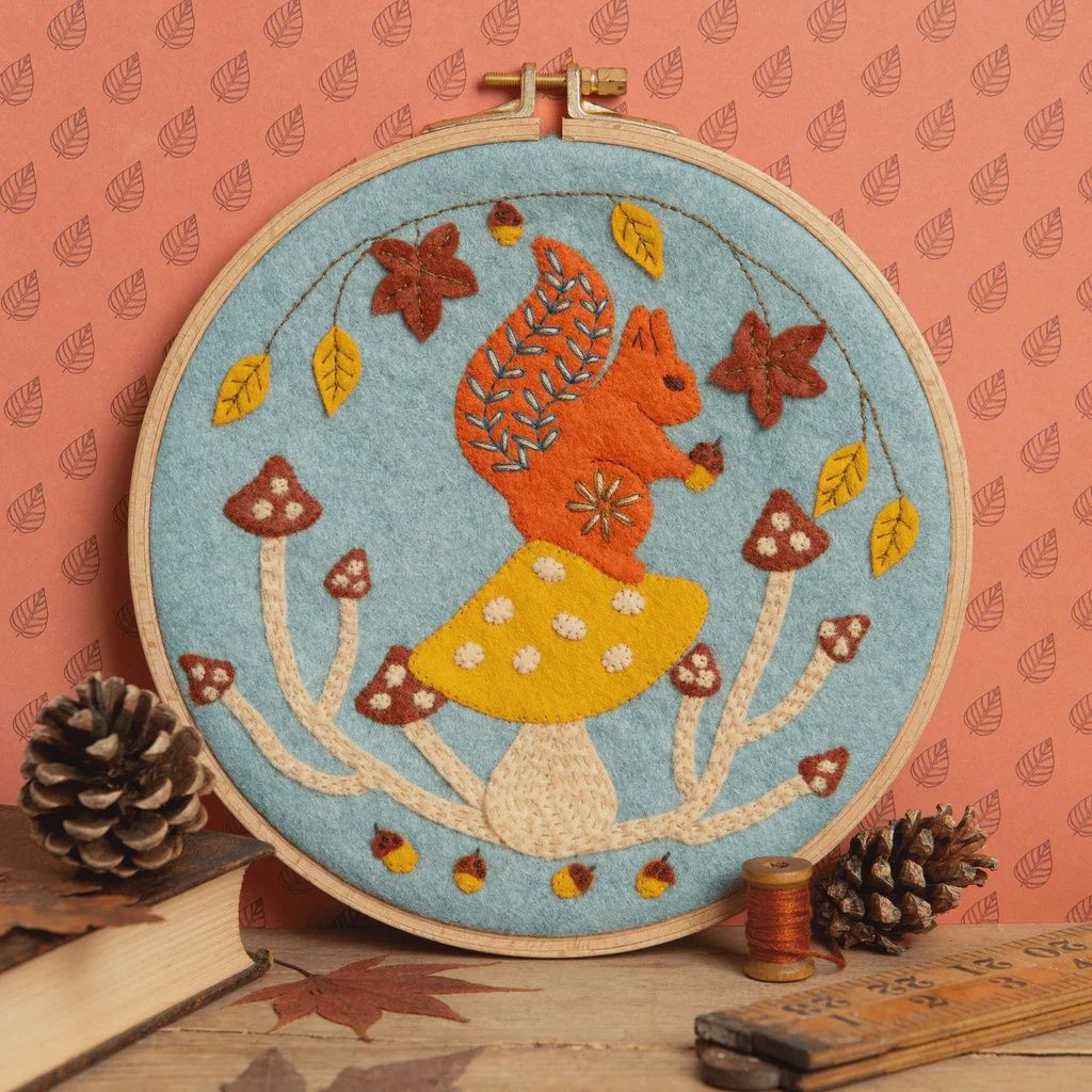 Squirrel Felt Applique Hoop Kit Corinne Lapierre