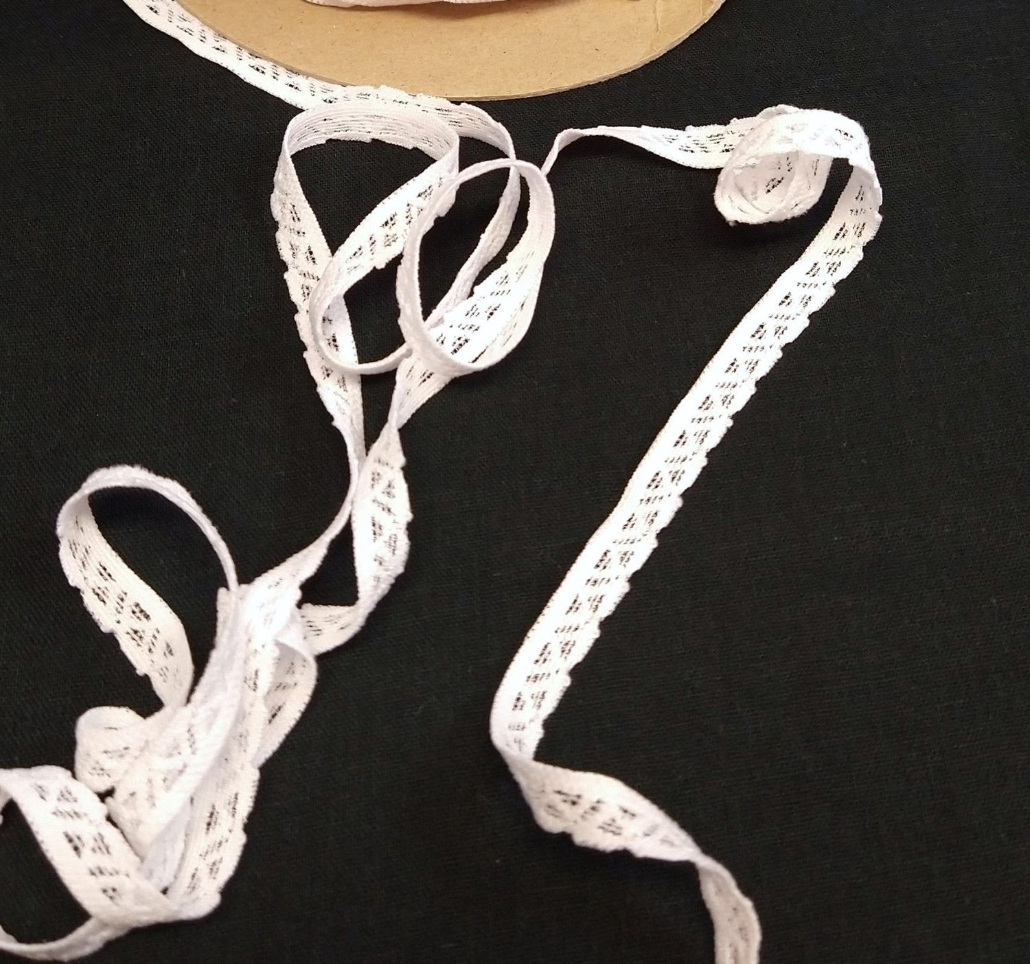 Stretch Lace White .38"