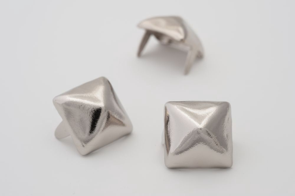 Silver Pyramid Stud 1/2"  Bag of 10