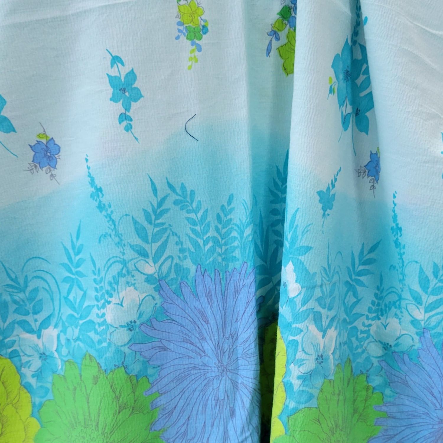 Vintage Crinkle Cotton Silk-Screened Border Print Floral 3 yard piece