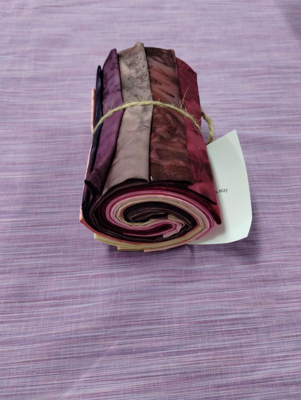 Hoffman 1895 Watercolor Club Fat Quarter Bundle