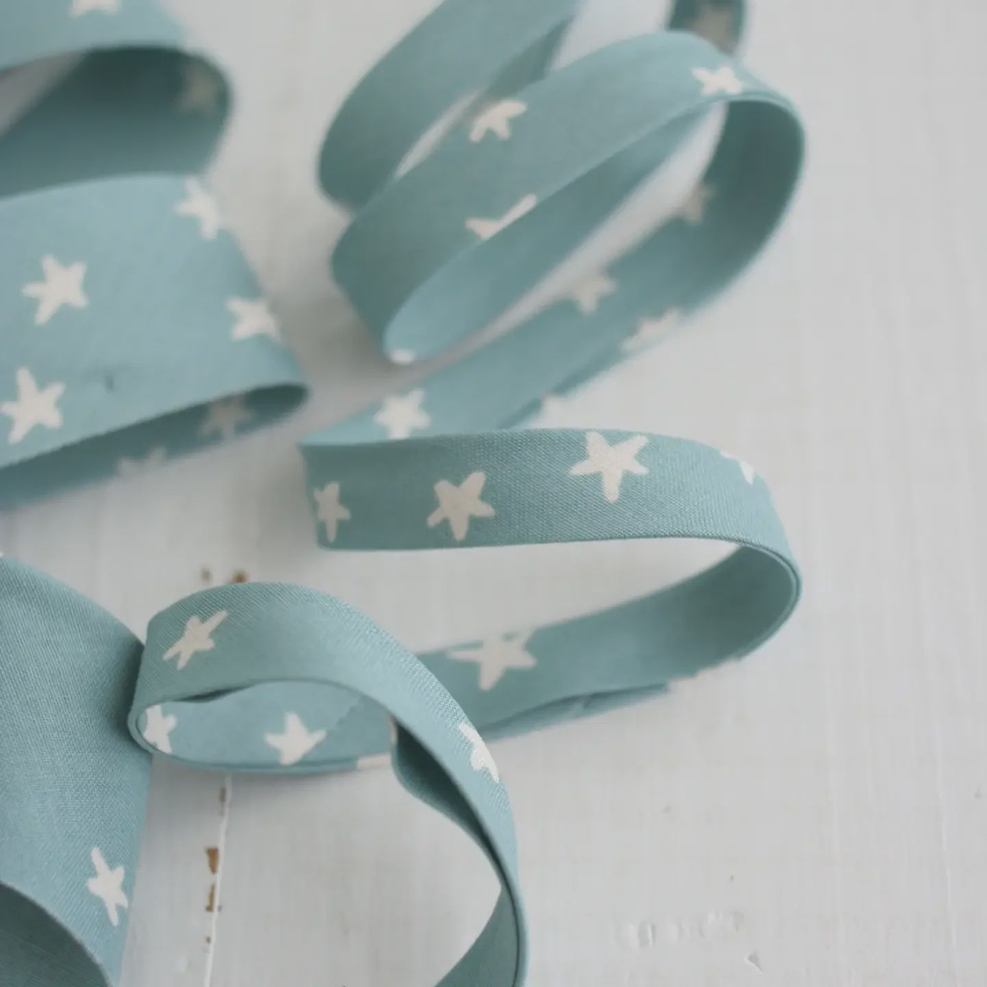 1/2" Double Fold Bias Binding - Blue Starry