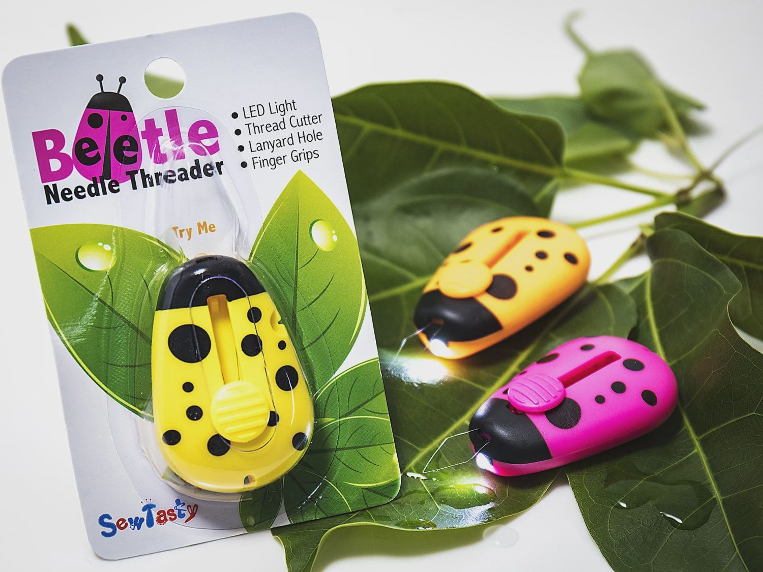 Beetle Needle Threader/Cutter/Light