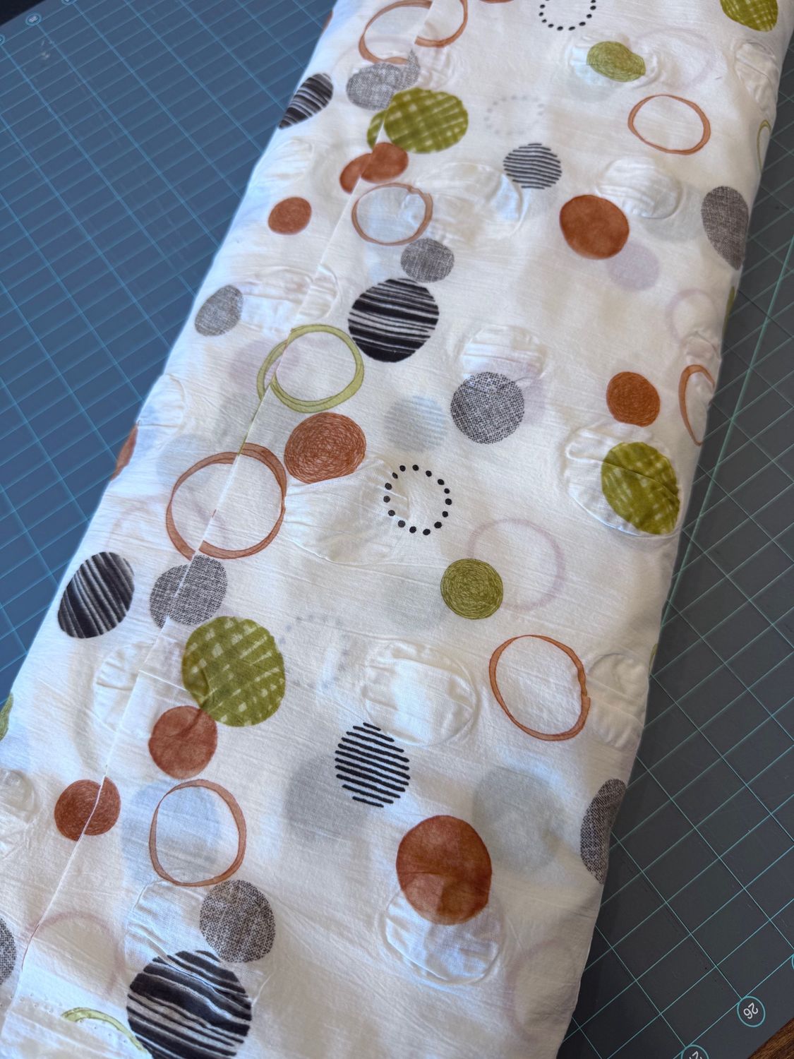 Salt Shrunk Lawn with Polka Dots - Kokka Fabrics