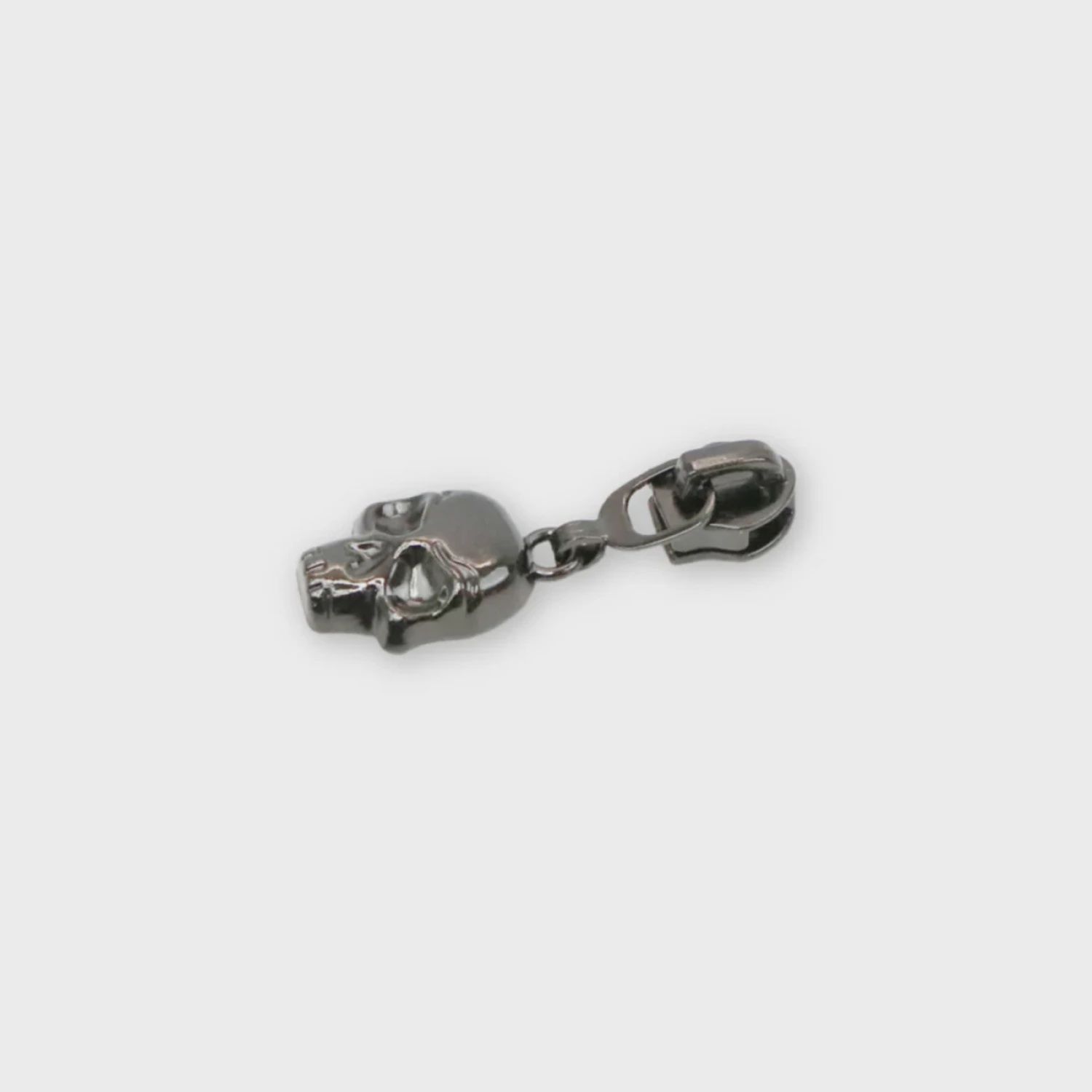 Skull Zipper Pulls Set of 4, Gunmetal, Size 5