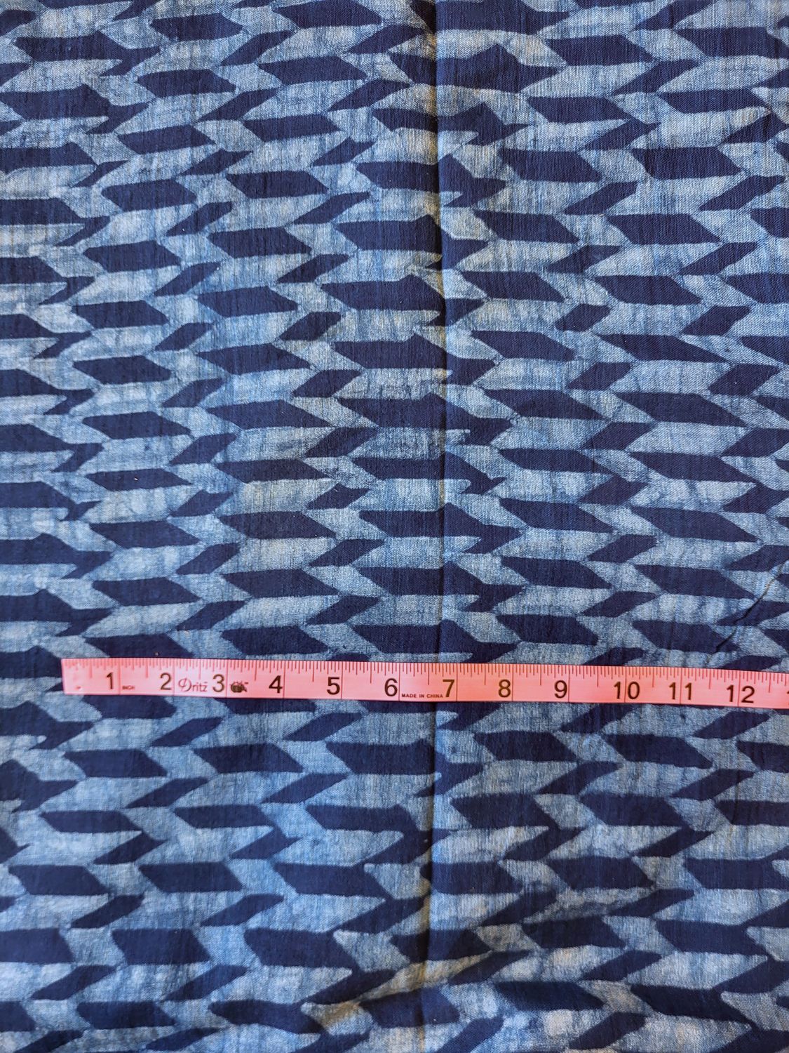 Mud Resist Dye Cotton - Shibori Arrow