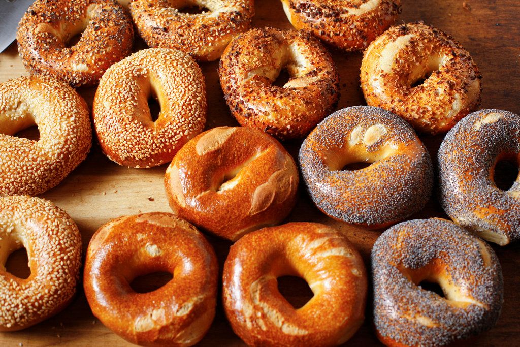 Bagel platter serves 10