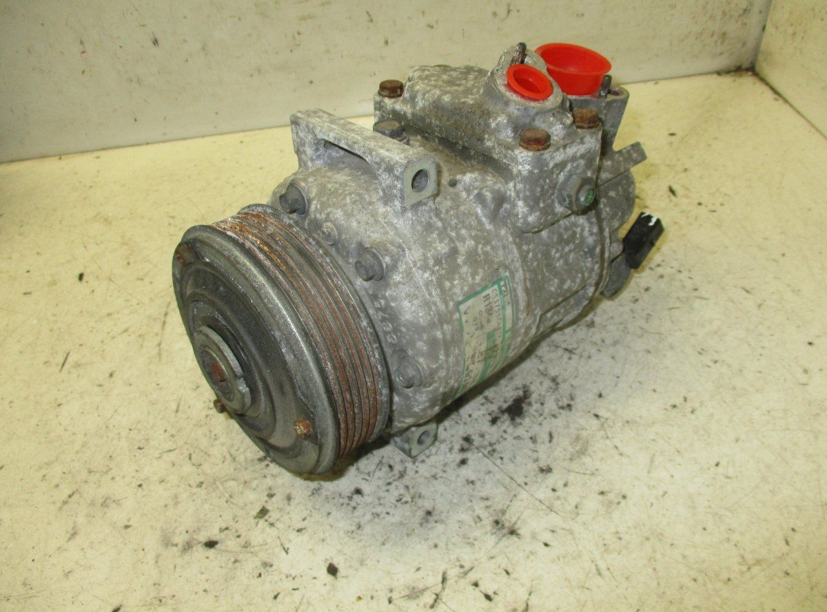 8676F 1K0820803Q AC / aircon Compressor VW GOLF V (1K) (2003-2009)