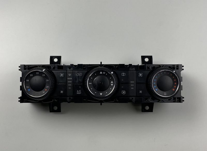 E2462006 ZGS004 9068300985 9068300985 HVW9068300985 HVW9068300985KZ 5HB00918309 17339800 74554103 74560201 Heater control panel VW CRAFTER I (2E) (2006-2016)