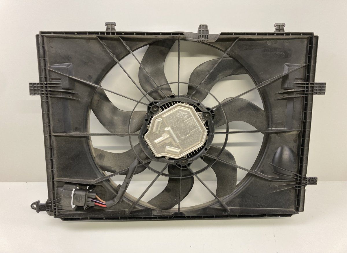 3137232032 1137328645 3136613444 Radiator Fan Electric MERCEDES-BENZ C-CLASS (W205) (2013-2021)