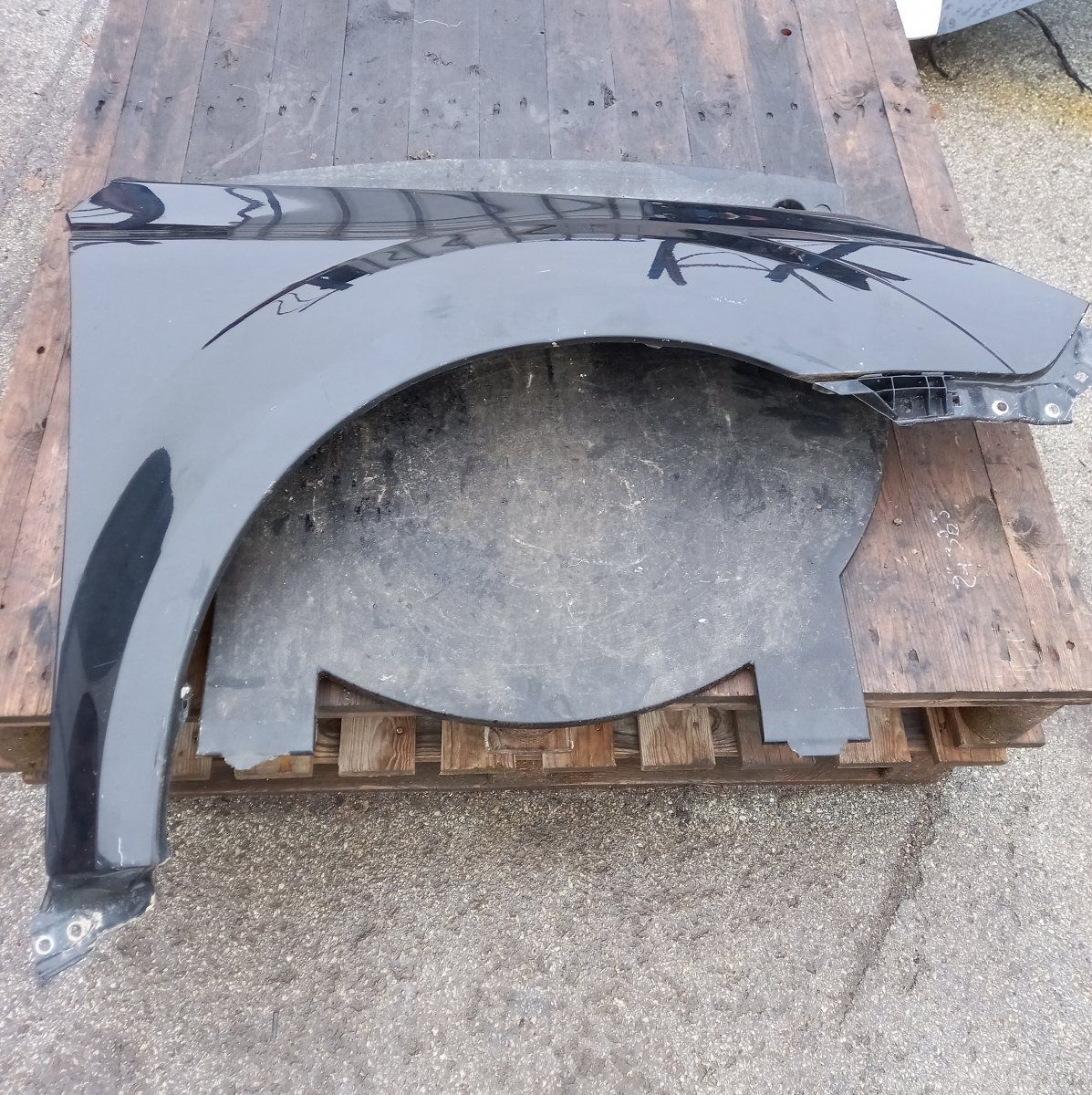 Fender Front Right SUBARU LEGACY V / Outback (2009-2014)