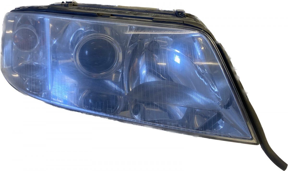 Headlight right AUDI A6 / A6 ALLROAD (C5) (1997-2005)