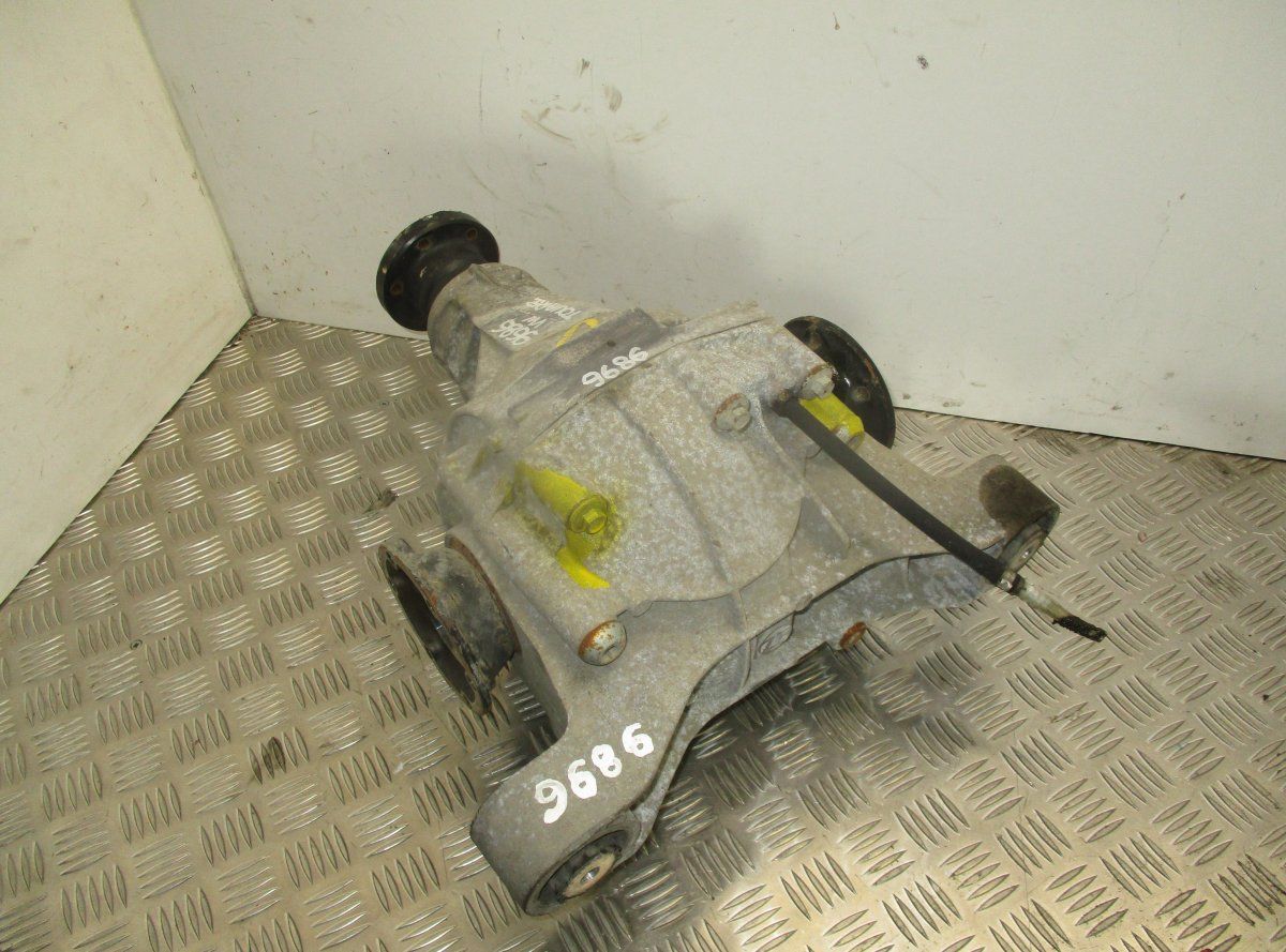 4460310017 Rear axle differential VW TOUAREG I (7L) (2002-2010)