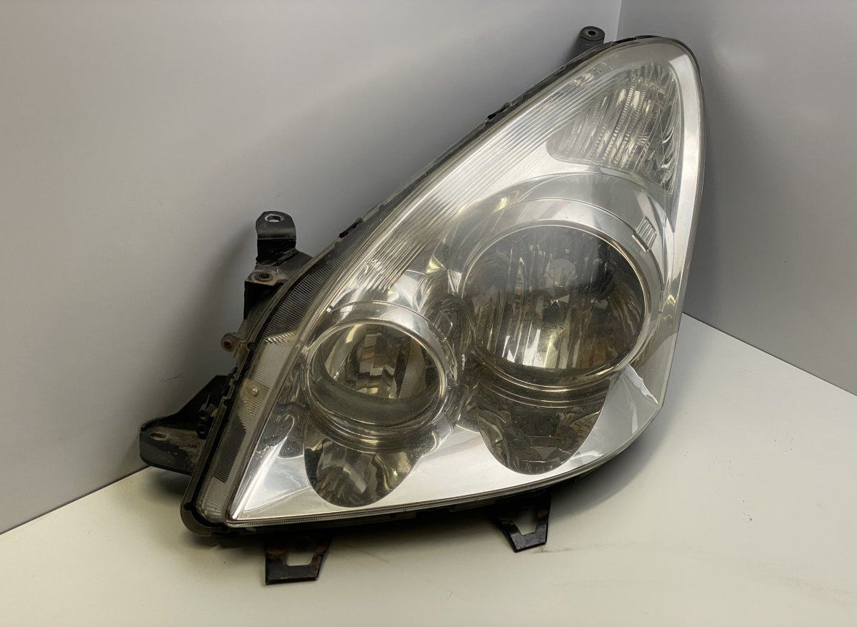 811700F060 Headlight left TOYOTA COROLLA Verso II (AR10) (2004-2009)