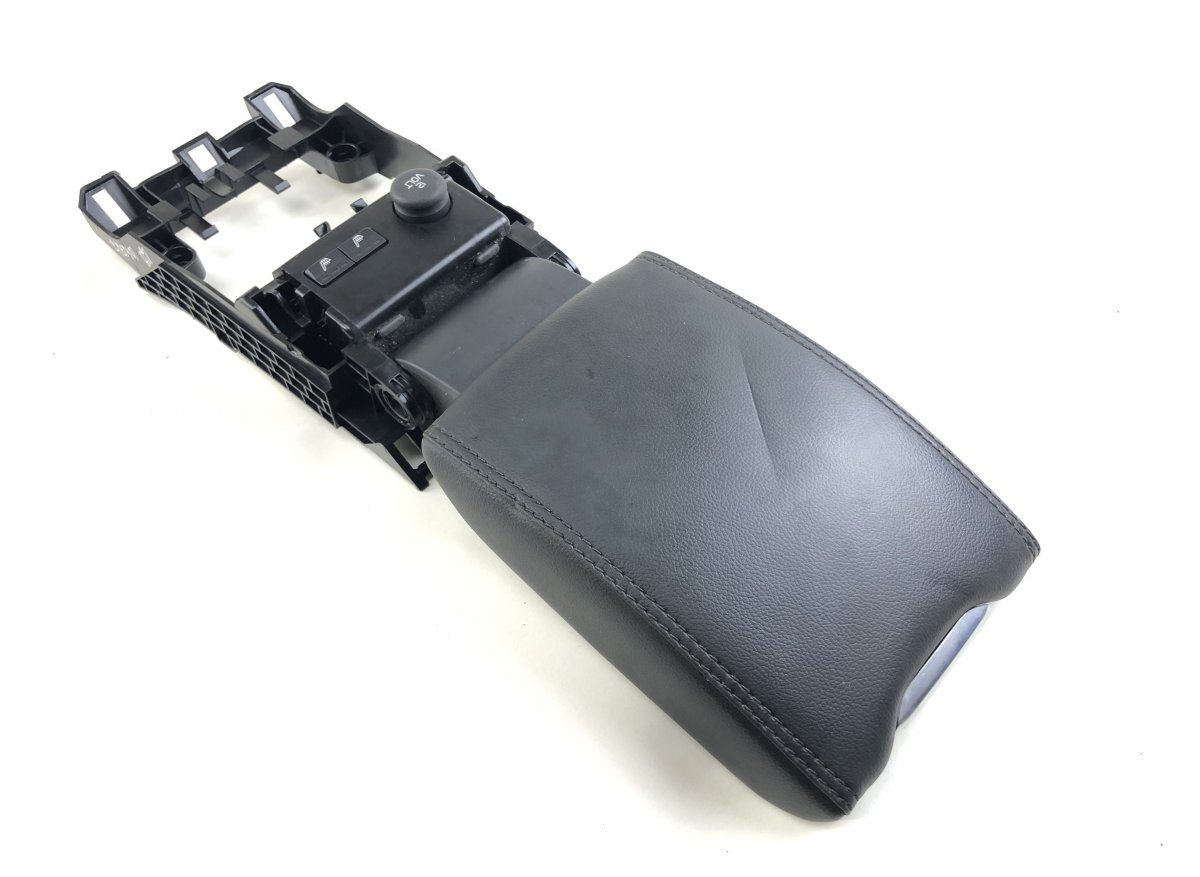 39821870 Armrest cover front VOLVO XC60 I (2008-2017)