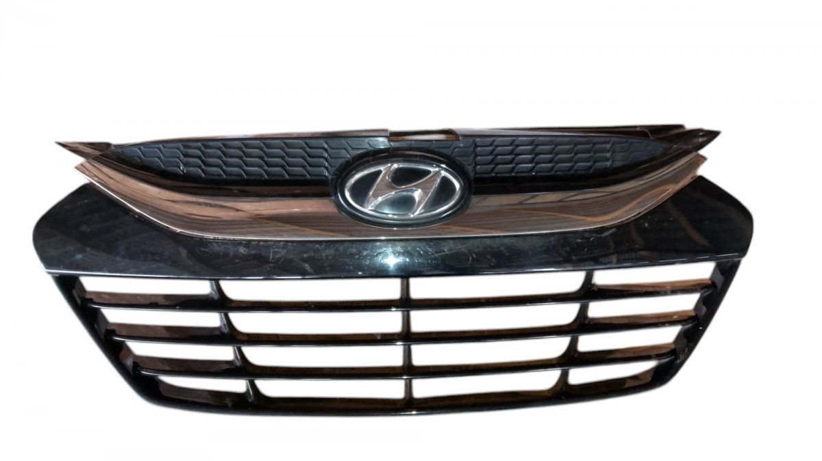 865502Y000 86351-2Y000 Radiator Grille HYUNDAI TUCSON II / ix35 I (LM) (2009-2017)