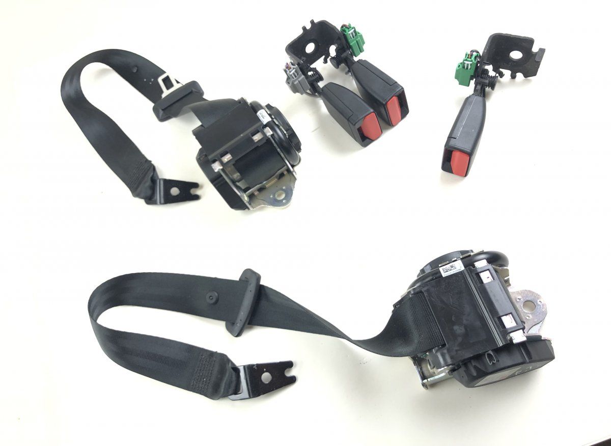 39836042 Seat Belt Set VOLVO S90 / V90 (2016-)