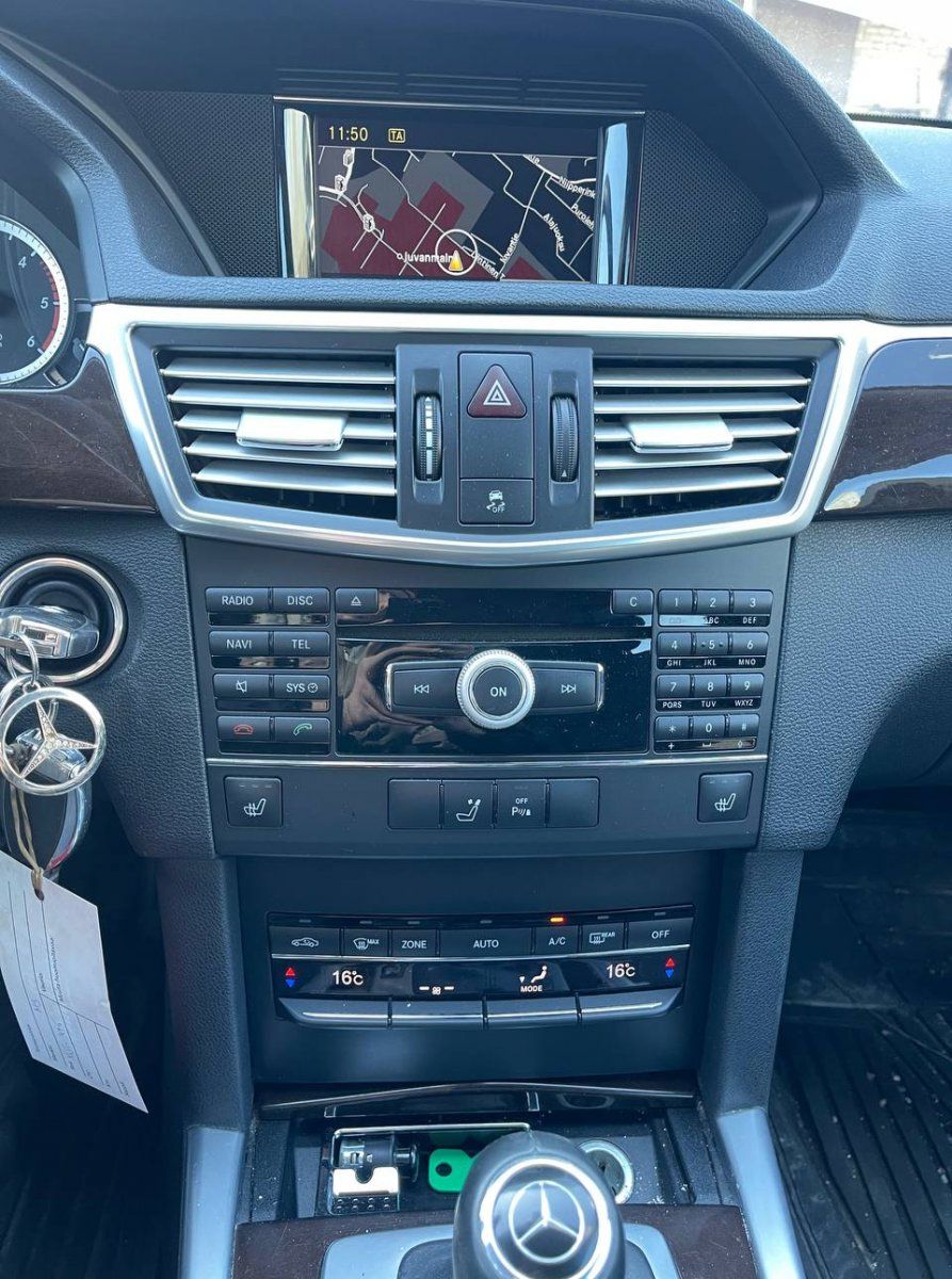 A2129065500 A2128700289 A2129027200 Radio MERCEDES-BENZ E-CLASS (W212) (2009-2016)