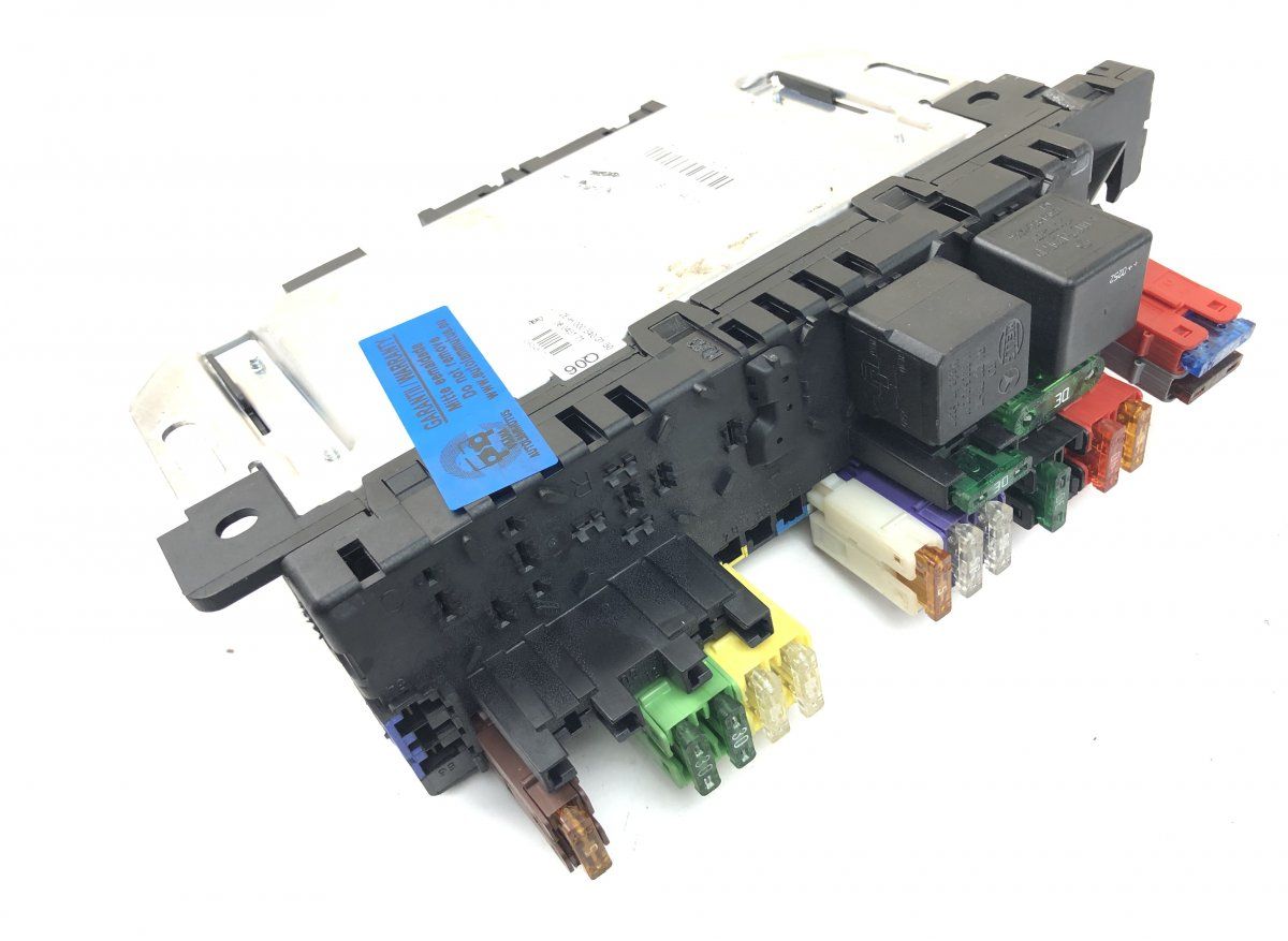 05045139 05045135 05045131 Fuse box MERCEDES-BENZ SL-CLASS (R230) (2001-2012)